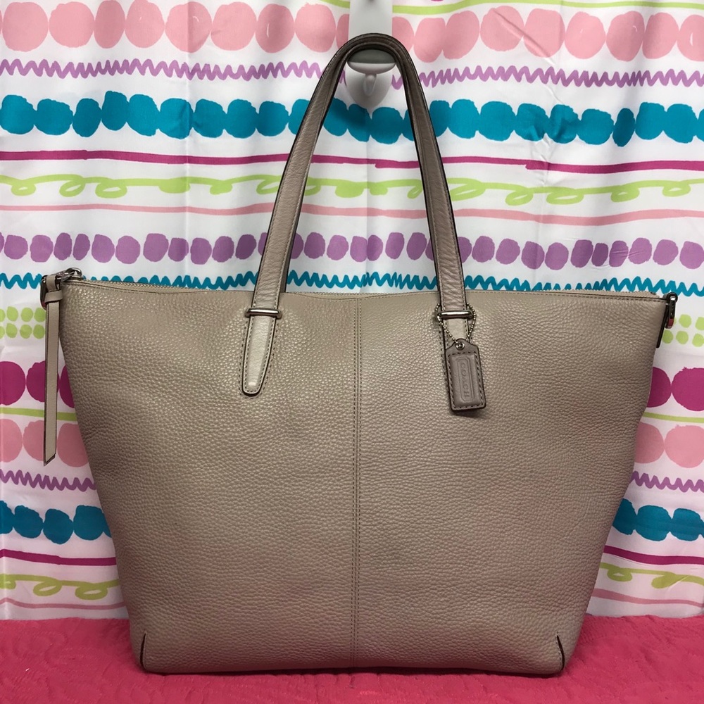 COACH BLEECKER PEBBLED LEATHER SATCHEL/TOTE BAG